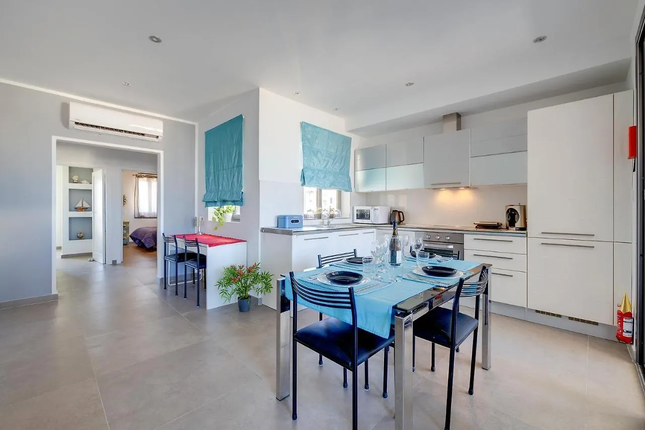 Perfect Location Idyllic 2Br Apartment Sliema 0*,  Malta
