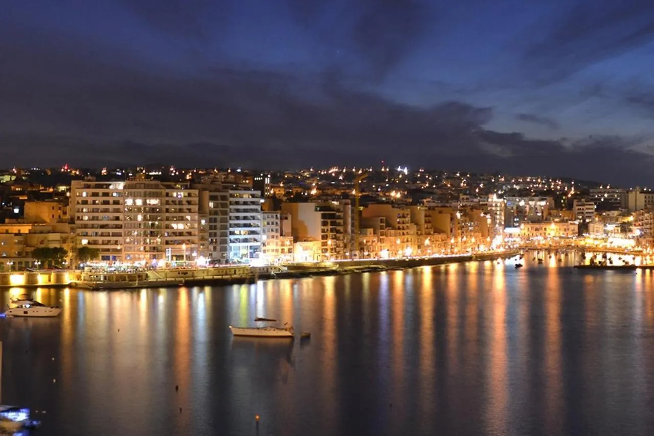 Perfect Location Idyllic 2Br Apartment Sliema