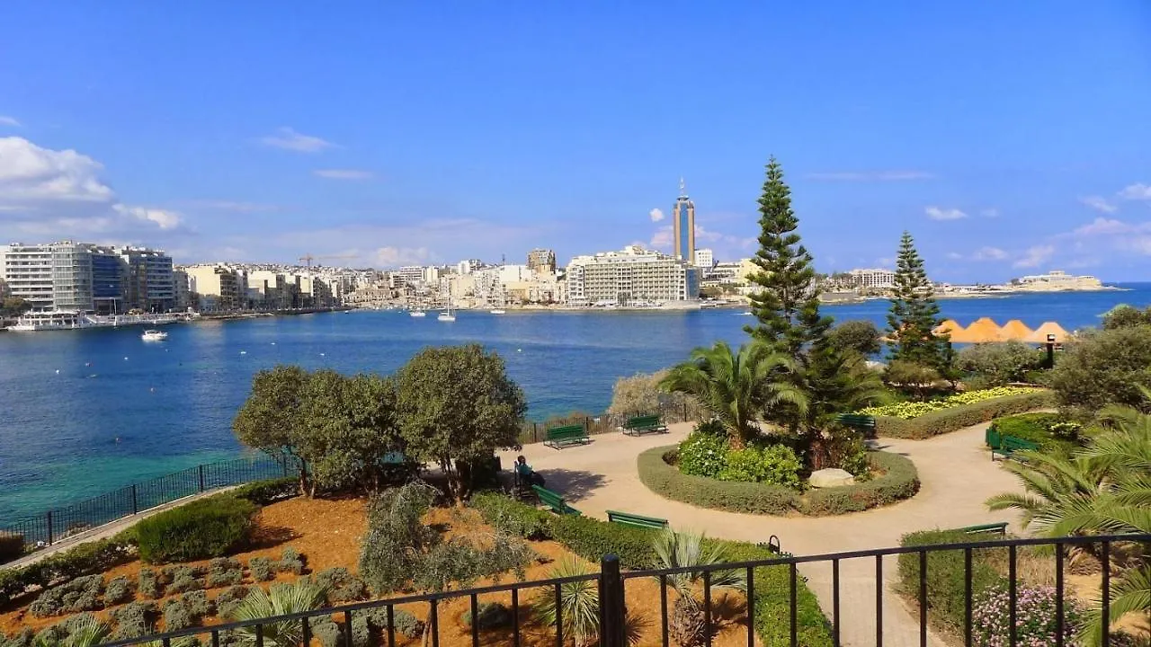 Perfect Location Idyllic 2Br Apartment Sliema