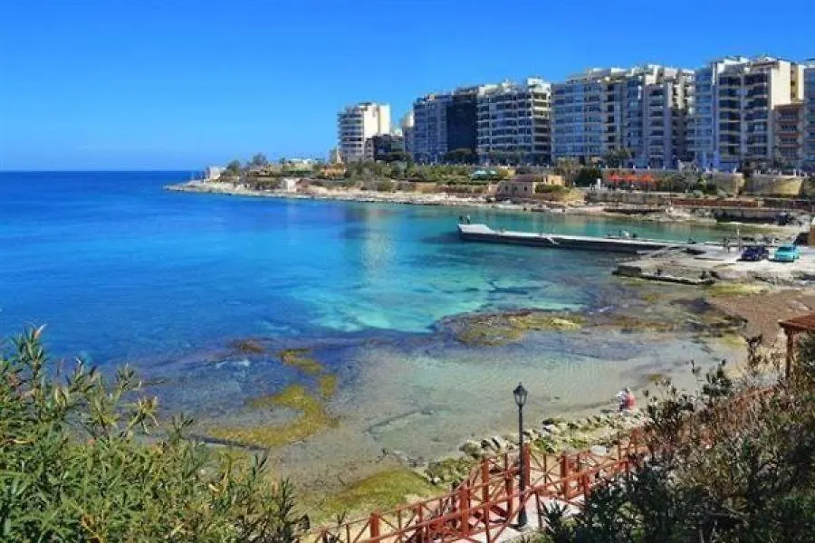 Perfect Location Idyllic 2Br Apartment Sliema